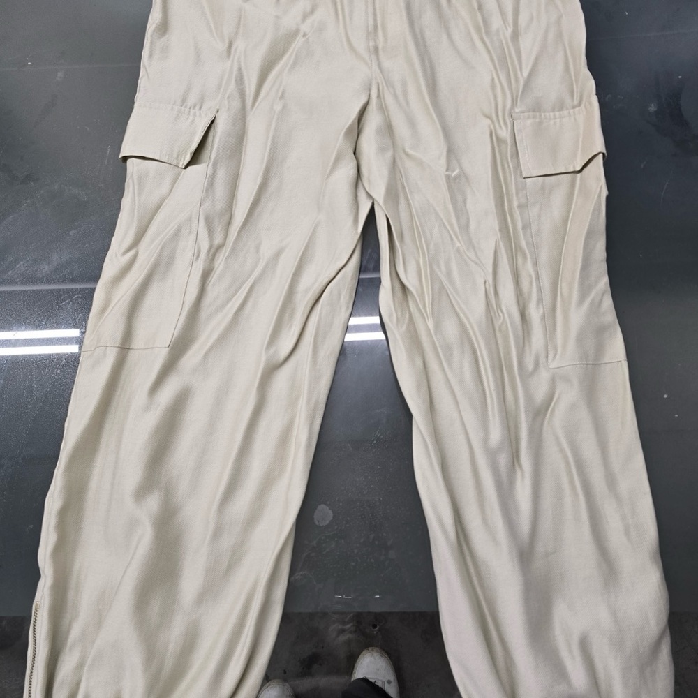 Zara size medium linens Cargo pants